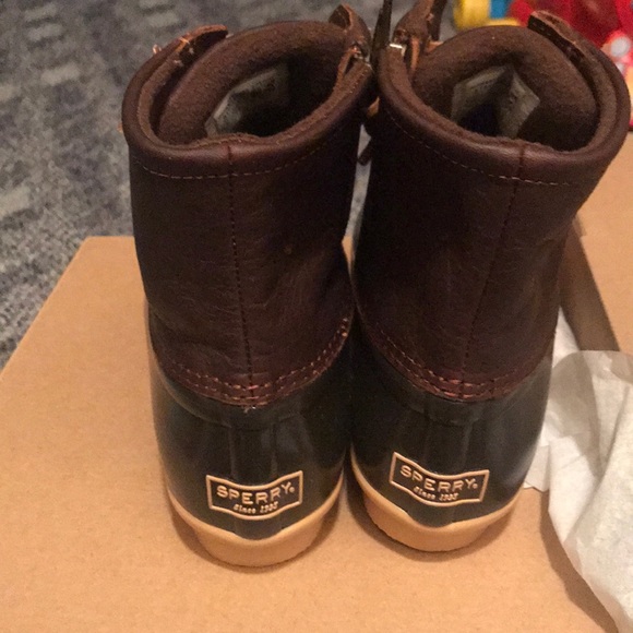 NWT/ Sperry | Saltwater women’s boots winter duck - Picture 13 of 16